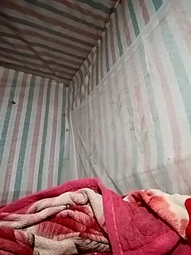 Love-Mama33 online show from November 26, 2025, 10:54 pm