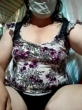 Love-Mama33 online show from March 10, 2026, 2:37 am