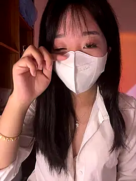 Snapshot of chuppy03 chatting on September 27, 2025, 1:28 pm chuppy03 online show from September 27, 2025, 1:28 pm