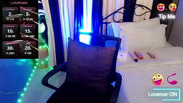 Snapshot of 12inchhugecock chatting on November 13, 2025, 4:22 pm 12inchhugecock online show from November 13, 2025, 4:22 pm