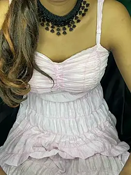 Snapshot of Dora__baby chatting on May 19, 2026, 6:26 pm Dora baby online show from May 19, 2026, 6:26 pm
