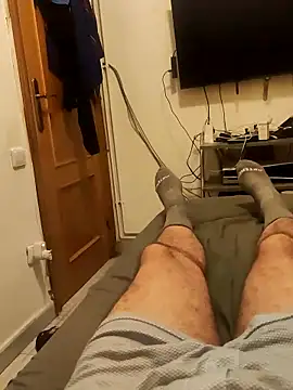 Snapshot of gigolobcn chatting on September 15, 2025, 4:24 am gigolobcn online show from September 15, 2025, 4:24 am