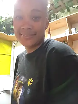 Snapshot of dahian_charlote02 chatting on October 25, 2025, 2:11 am dahian charlote02 online show from October 25, 2025, 2:11 am