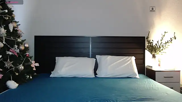 Snapshot of BL0NDE_babe chatting on December 19, 2025, 3:10 am BL0NDE babe online show from December 19, 2025, 3:10 am