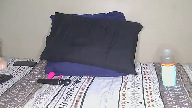 CherieBlushX online show from April 13, 2026, 4:16 am