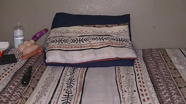 CherieBlushX online show from November 30, 2025, 5:14 pm