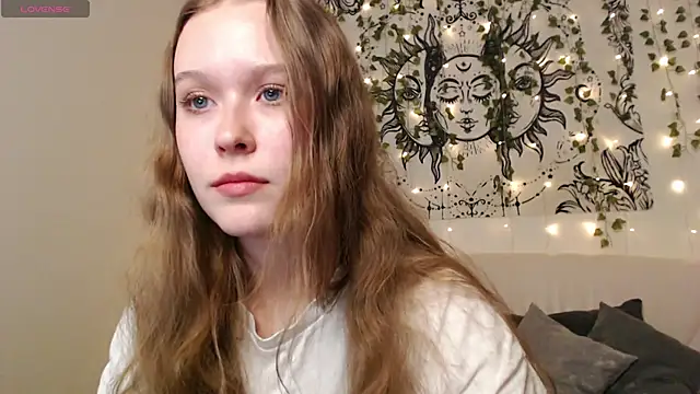 MandyMils online show from November 14, 2025, 6:00 pm