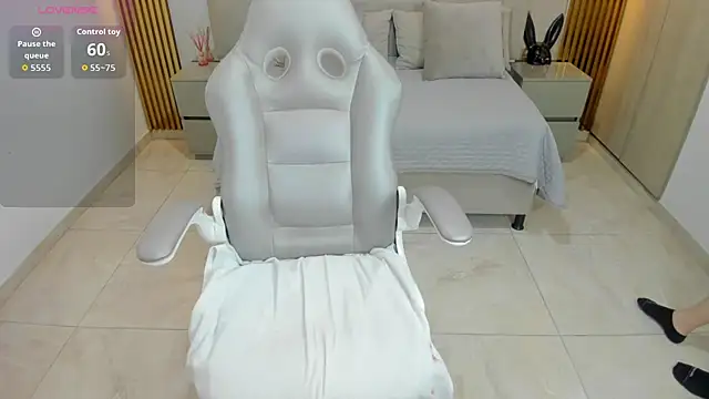 Keisha jalal online show from December 2, 2025, 7:37 pm