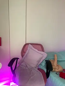 Snapshot of Zara_Bel chatting on December 5, 2025, 6:39 pm Zara Bel online show from December 5, 2025, 6:39 pm