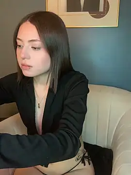 Snapshot of PrettyAmber chatting on April 23, 2026, 12:17 am PrettyAmber online show from April 23, 2026, 12:17 am