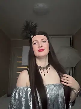 EvelinCuper online show from November 17, 2025, 6:17 am