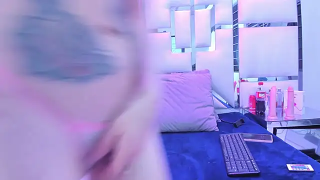 GabrielBrowm online show from November 22, 2025, 10:08 pm