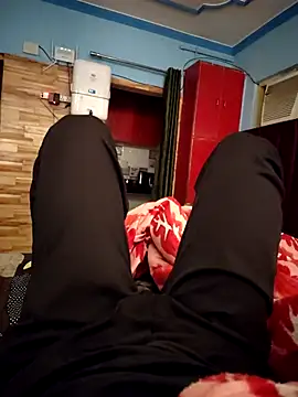 Drakyguy online show from November 15, 2025, 11:42 pm