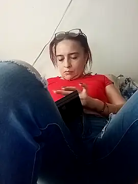 Snapshot of tany90 chatting on October 22, 2025, 7:57 pm tany90 online show from October 22, 2025, 7:57 pm