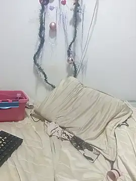 tany90 online show from December 20, 2025, 3:09 am