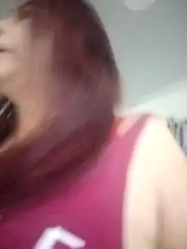 Snapshot of tany90 chatting on September 17, 2025, 8:44 pm tany90 online show from September 17, 2025, 8:44 pm