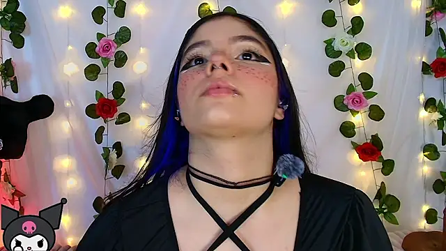 cutee andrea online show from February 10, 2026, 2:32 am