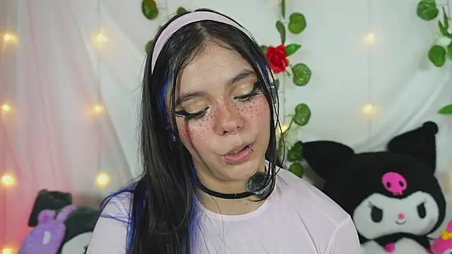 cutee andrea online show from May 30, 2026, 4:19 am
