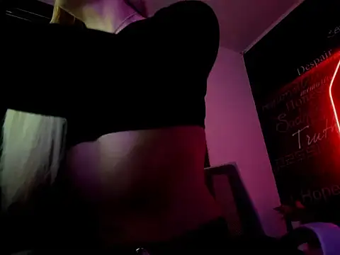 Snapshot of Megam_ chatting on September 9, 2025, 2:32 am Megam  online show from September 9, 2025, 2:32 am