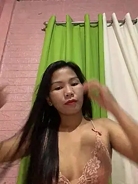 Cleo17 online show from April 26, 2026, 2:47 pm