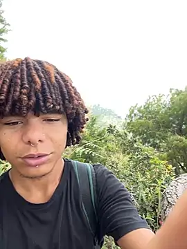 Alexis Spicter online show from September 20, 2025, 6:02 pm