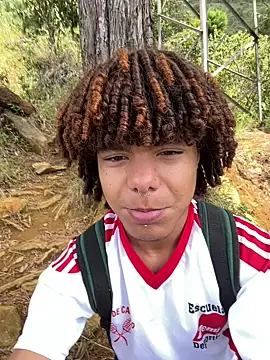 Alexis Spicter online show from September 25, 2025, 6:03 pm