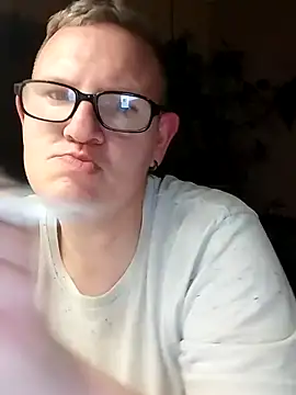 Snapshot of GordianWhirling chatting on December 4, 2025, 3:16 am GordianWhirling online show from December 4, 2025, 3:16 am