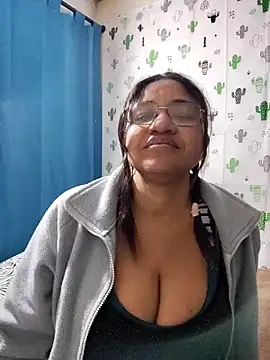 Snapshot of Avannay chatting on September 25, 2025, 11:22 pm Avannay online show from September 25, 2025, 11:22 pm