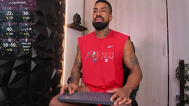 OstinDaniels online show from November 19, 2025, 11:38 pm