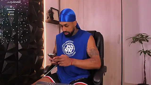 Snapshot of OstinDaniels chatting on January 15, 2026, 8:12 pm OstinDaniels online show from January 15, 2026, 8:12 pm