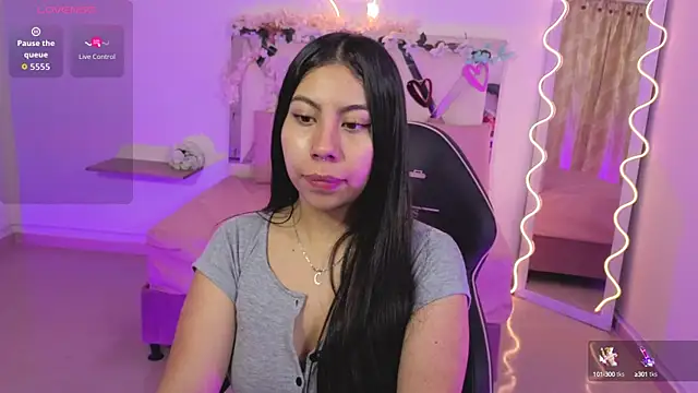 Snapshot of ZURY_TAY chatting on September 29, 2025, 11:49 am ZURY TAY online show from September 29, 2025, 11:49 am