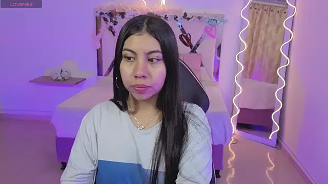 Snapshot of ZURY_TAY chatting on October 16, 2025, 11:29 am ZURY TAY online show from October 16, 2025, 11:29 am