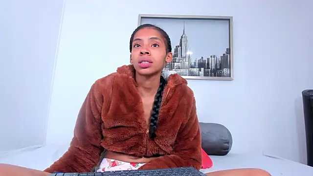 sarah ashbourne online show from September 15, 2025, 11:43 am