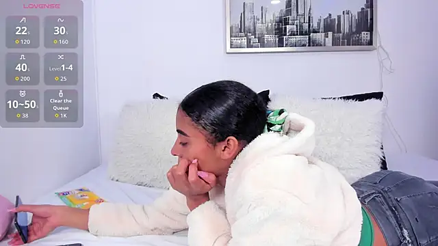 sarah ashbourne online show from October 7, 2025, 12:17 pm