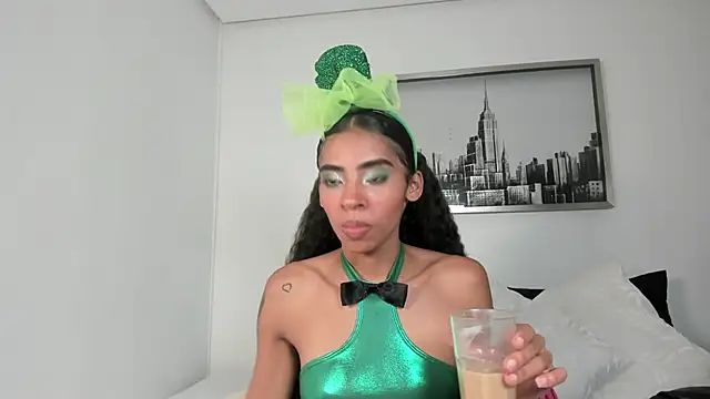 sarah ashbourne online show from October 31, 2025, 4:20 am