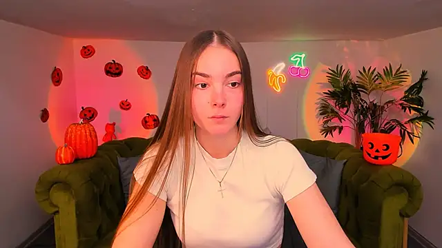 Snapshot of rad_rebel_ chatting on October 28, 2025, 1:21 pm rad rebel online show from October 28, 2025, 1:21 pm