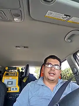 lucho8690 online show from October 9, 2025, 4:18 pm