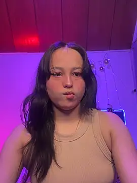 Snapshot of Eymmy_24 chatting on November 23, 2025, 3:16 am Eymmy 24 online show from November 23, 2025, 3:16 am