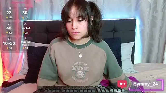 Snapshot of Eymmy_24 chatting on October 25, 2025, 3:49 am Eymmy 24 online show from October 25, 2025, 3:49 am