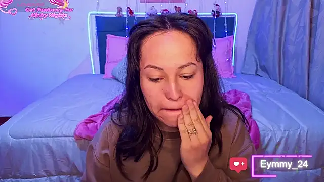 Snapshot of Eymmy_24 chatting on December 5, 2025, 1:16 am Eymmy 24 online show from December 5, 2025, 1:16 am