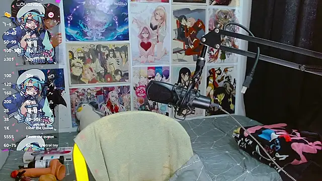 Snapshot of Lil-La chatting on September 25, 2025, 12:00 pm Lil-La online show from September 25, 2025, 12:00 pm