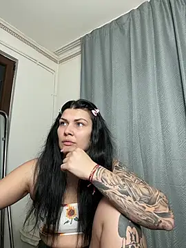 MiaKiittyy online show from February 23, 2026, 10:54 pm