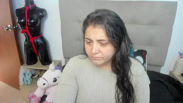 Snapshot of TifanyAmazinng chatting on November 24, 2025, 12:38 pm TifanyAmazinng online show from November 24, 2025, 12:38 pm