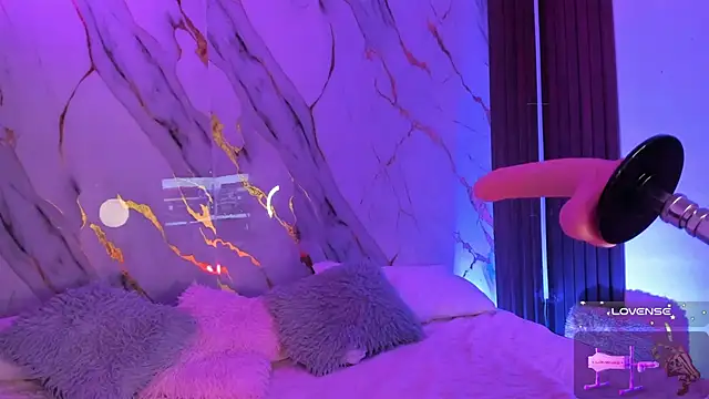 alicecute77 online show from November 30, 2025, 2:23 am