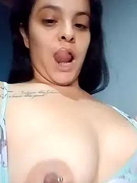 Snapshot of Moon-Lice chatting on February 23, 2026, 12:56 am Moon-Lice online show from February 23, 2026, 12:56 am