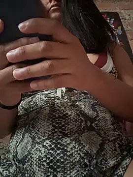 Suandenilo7 online show from March 25, 2026, 1:32 pm