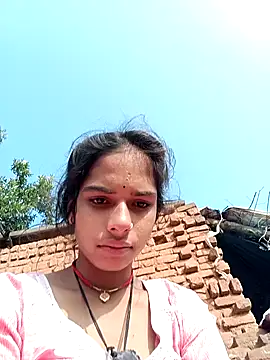 Snapshot of Gulika_Doshi chatting on November 30, 2025, 3:40 am Gulika Doshi online show from November 30, 2025, 3:40 am