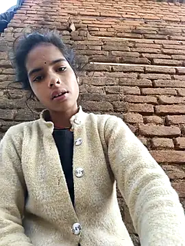 Snapshot of Gulika_Doshi chatting on November 10, 2025, 2:49 am Gulika Doshi online show from November 10, 2025, 2:49 am