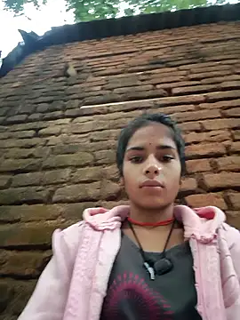 Snapshot of Gulika_Doshi chatting on October 28, 2025, 1:17 am Gulika Doshi online show from October 28, 2025, 1:17 am