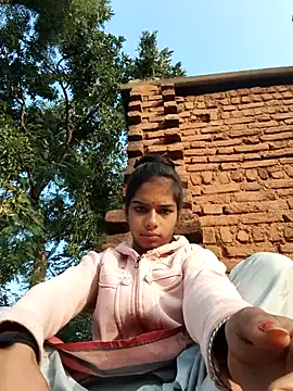 Snapshot of Gulika_Doshi chatting on November 18, 2025, 2:16 am Gulika Doshi online show from November 18, 2025, 2:16 am